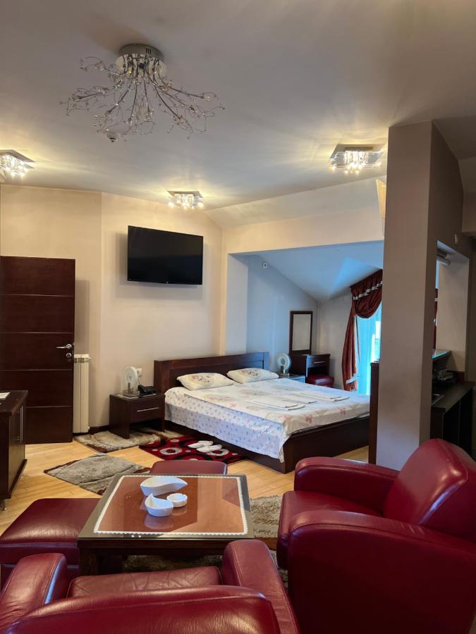 Hotel Royal Bijelo Polje Exteriör bild