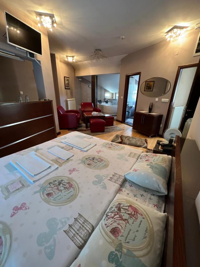 Hotel Royal Bijelo Polje Exteriör bild